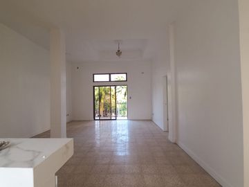 ALQUILER DE ACOGEDORES DEPARTAMENTOS EN CENTRO DE GUAYAQUIL.