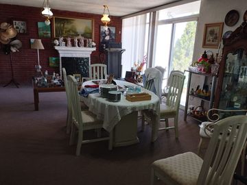 HERMOSA CASA EN VENTA CON AMPLIO TERRENO .