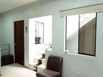 VENTA DE CASA PARA NEGOCIO EN BREÑA