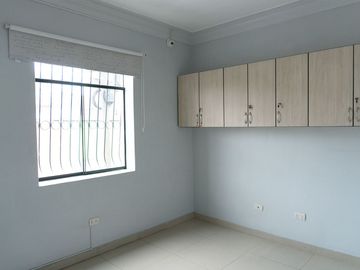 VENTA DE CASA PARA NEGOCIO EN BREÑA