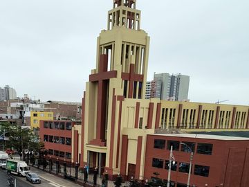 VENTA DE CASA PARA NEGOCIO EN BREÑA