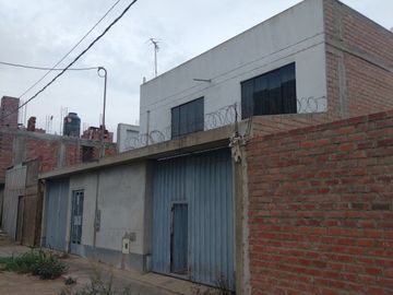 VENTA DE CASA EN PACHACAMAC