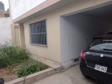 VENTA DE CASA EN PACHACAMAC