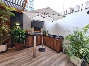 VENDO DPTO PRIMER PISO 150M2.TERRAZA 3 DORM/3 BAÑOS EN 28 JULIO-MIRAFLORES