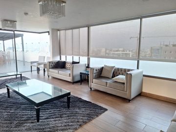 VENDO DPTO PRIMER PISO 150M2.TERRAZA 3 DORM/3 BAÑOS EN 28 JULIO-MIRAFLORES