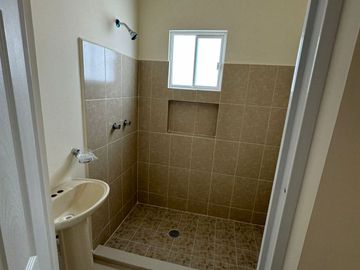 Se vende casa nueva en Stanza Cantabria, zona Bacurimí