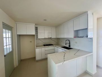 Se vende casa nueva en Stanza Cantabria, zona Bacurimí