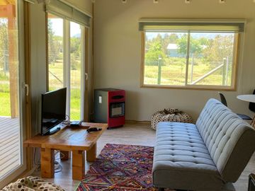 Oportunidad 2 casas + 1 cabaña en Parcela orilla de río