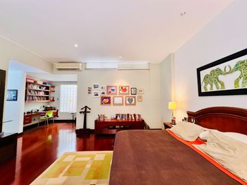 VENTA DE HERMOSA CASA  FRENTE A PARQUE, LOS ALAMOS