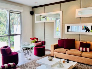 VENTA DE HERMOSA CASA  FRENTE A PARQUE, LOS ALAMOS