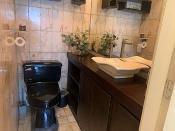 Venta Departamento 197m2 más una suite sector La Carolina