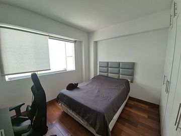 Buscas Dpto 3 dorm, 2 cocheras, balcon,157 m2 en San Isidro a precio de ocasion? US $ 360,000