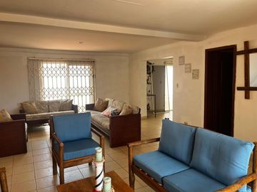 Se vende casa de 5 dormitorios en Urb.Villa Marina en salinas.(JP)