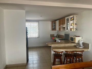 Se vende casa de 5 dormitorios en Urb.Villa Marina en salinas.(JP)