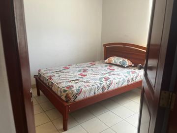 Se vende casa de 5 dormitorios en Urb.Villa Marina en salinas.(JP)