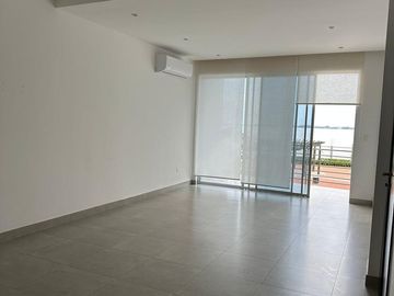 VENDO DEPARTAMENTO EN SAMBORONDON BIEN UBICADO