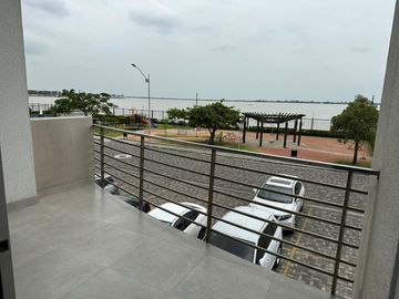 VENDO DEPARTAMENTO EN SAMBORONDON BIEN UBICADO
