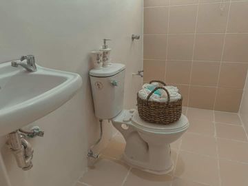 HOUSE AND LOT 15MINS TO QC 2.6M ONLY TCP WITH FREE GATE AND FENCE NO DP