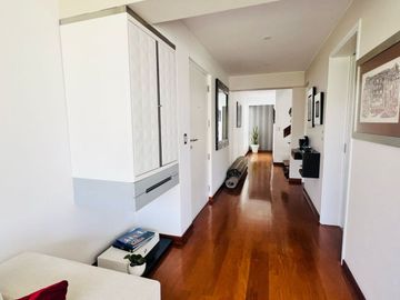 PRECIOSO DUPLEX CON TERRAZA FRENTE  A PARQUE 🌳en SANTIAGO DE SURCO / límite con Miraflores (Código: HOL 1101-426-1