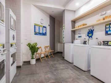 🏡 ¡Alquila moderno departamento amoblado de lujo 1 dormitorio en el corazón de San Isidro!