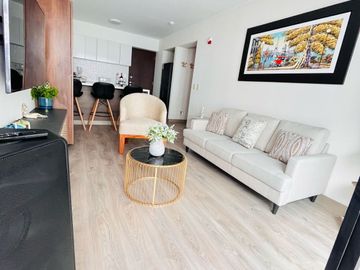 🏡 ¡Alquila moderno departamento amoblado de lujo 1 dormitorio en el corazón de San Isidro!