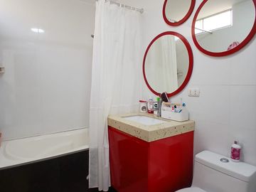 DUPLEX IMPECABLE 4 DORMITORIOS EN CHACARILLA SURCO