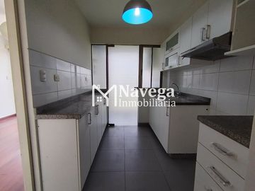 VENTA DEPARTAMENTO DE 69m2 CON ESTACIONAMIENTO EN CALLE MANUEL VILLAVICENCIO EN LINCE