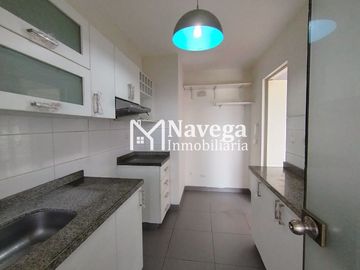 VENTA DEPARTAMENTO DE 69m2 CON ESTACIONAMIENTO EN CALLE MANUEL VILLAVICENCIO EN LINCE