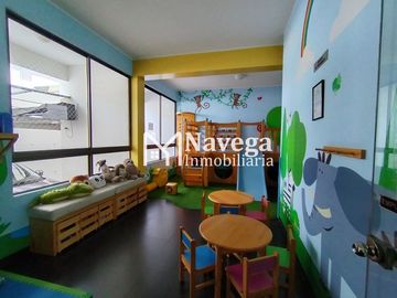 VENTA DEPARTAMENTO DE 69m2 CON ESTACIONAMIENTO EN CALLE MANUEL VILLAVICENCIO EN LINCE