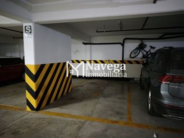 VENTA DEPARTAMENTO DE 69m2 CON ESTACIONAMIENTO EN CALLE MANUEL VILLAVICENCIO EN LINCE