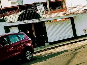 SURCO -CHAMA -ALQUILER/VENTA   Depto DUPLEX  190 M2.  4dorm,4baños