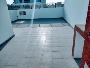 SURCO -CHAMA -ALQUILER/VENTA   Depto DUPLEX  190 M2.  4dorm,4baños