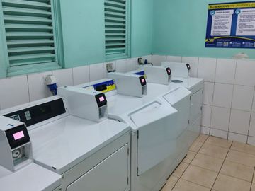 🏷️ ¡OFERTA IMPERDIBLE! 📉 Antes: UF 2.900 🔥 Ahora: UF 2.700  🏢 Departamento 2 Dormitorios / 2 Baños 🚗 Incluye Estacionamiento y Bodega  📍 Excelen