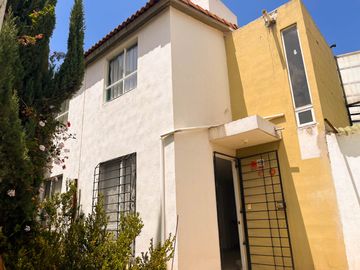 CASA EN VENTA PASEOS DE LA PLATA, PACHUCA