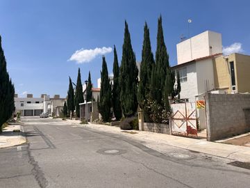 CASA EN VENTA PASEOS DE LA PLATA, PACHUCA