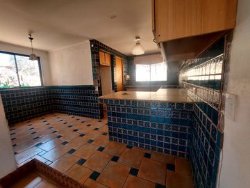 HERMOSA CASA/PARCELA CON VISTA AL VALLE, REBAJADA!!!