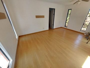 HERMOSA CASA/PARCELA CON VISTA AL VALLE, REBAJADA!!!