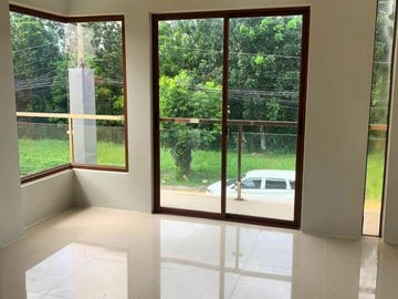 5 Bedroom House and lot in Vista Grande Talisay Cebu