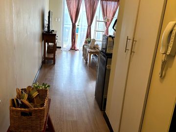 Fully-Furnished & Pet Friendly Unit with Balcony in Tagaytay, Cavite, Philippines