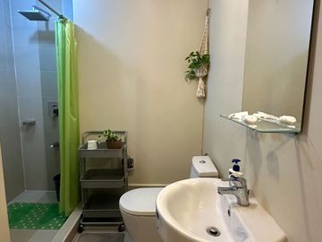Fully-Furnished & Pet Friendly Unit with Balcony in Tagaytay, Cavite, Philippines