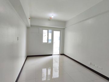 CONDO FOR SALE ALONG TAFT AVENUE PASAY CITY BESIDE ARELLANO UNIVERSITY QUANTUM RESIDENCES