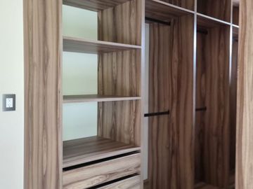 CASA EN VENTA RESIDENCIAL VÍA CUMBRES MODELO VIENTO, AV. HUAYACÁN, CANCUN , Q. ROO.