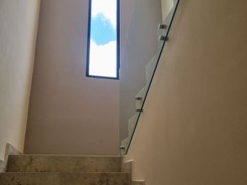 CASA EN VENTA RESIDENCIAL VÍA CUMBRES MODELO VIENTO, AV. HUAYACÁN, CANCUN , Q. ROO.