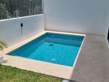 CASA EN VENTA RESIDENCIAL VÍA CUMBRES MODELO VIENTO, AV. HUAYACÁN, CANCUN , Q. ROO.