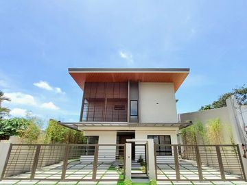 Brand New 5BR House for Sale in BF Homes Las Piñas with Pool – 400 SQM FA