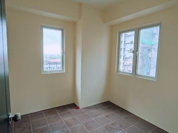 Rent to Own Condo in Pasig 2 Bedroom Unit with balcony RFO The Rochester Garden near BGC Makati