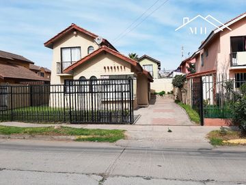 Casa 4d2b En Sindempart Coquimbo, Cerca De Playa Y Comercios