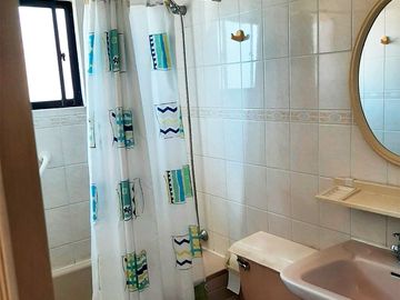 Casa 4d2b En Sindempart Coquimbo, Cerca De Playa Y Comercios