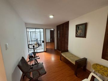 BAJO DE PRECIO!! Venta Departamento Reynaldo Vivanco, Surco (1er piso)