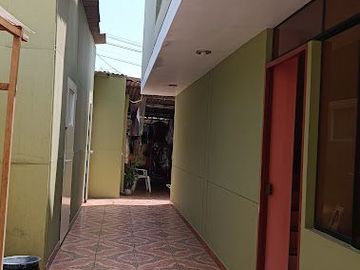 VENDO EXCELENTE CASA
